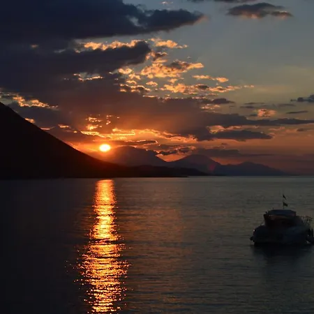 Hotel Porto On The Loutro